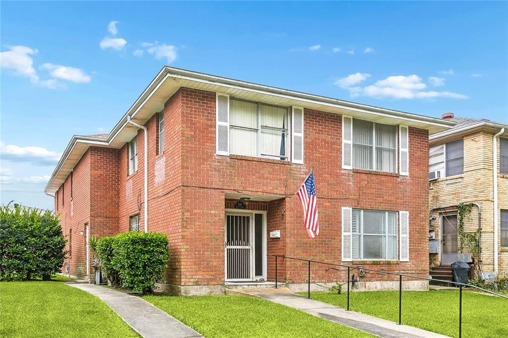 224 JEWEL Street