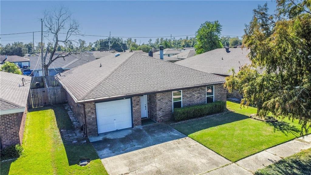 2320 WILLIAMSBURG Drive
