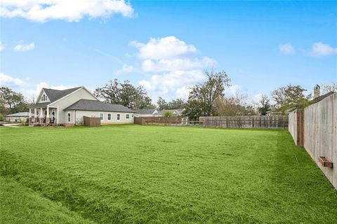 306 N LINDEN Street Hammond LA 70401