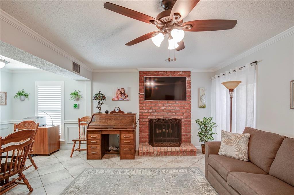 25 BRANDON HALL Drive A