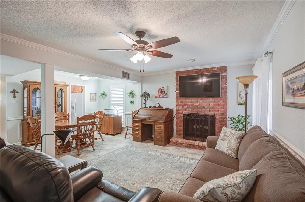25 BRANDON HALL Drive A