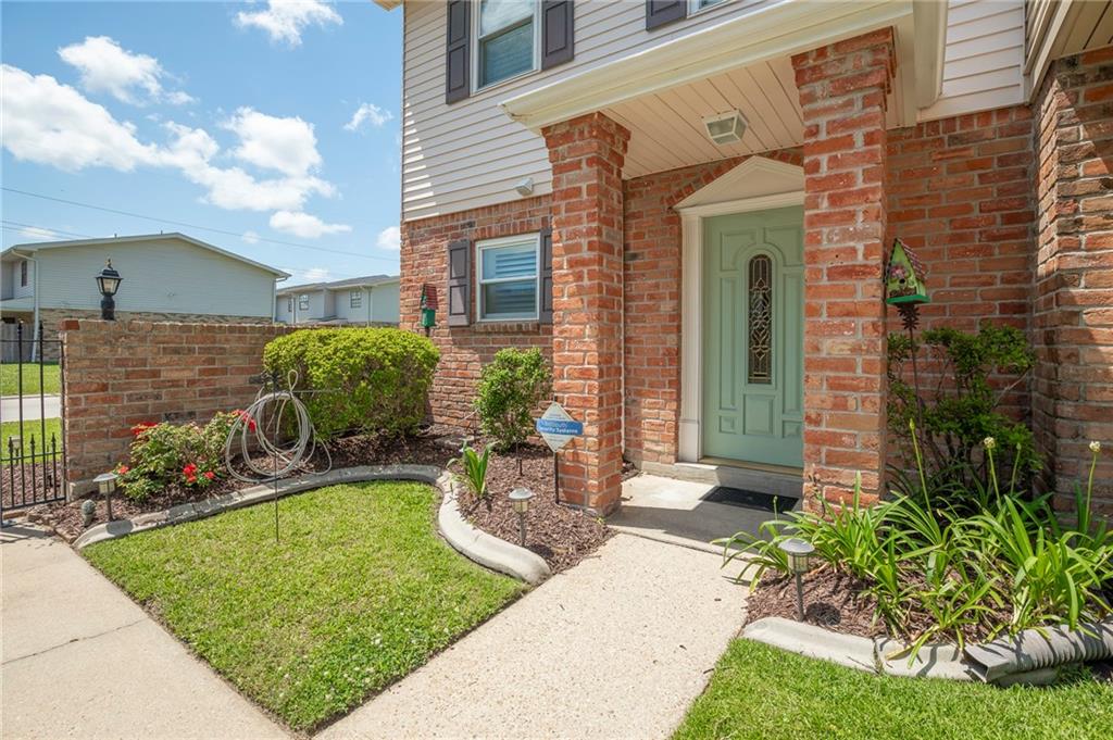 25 BRANDON HALL Drive A