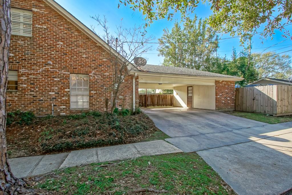 1148 BEVERLY GARDEN Drive