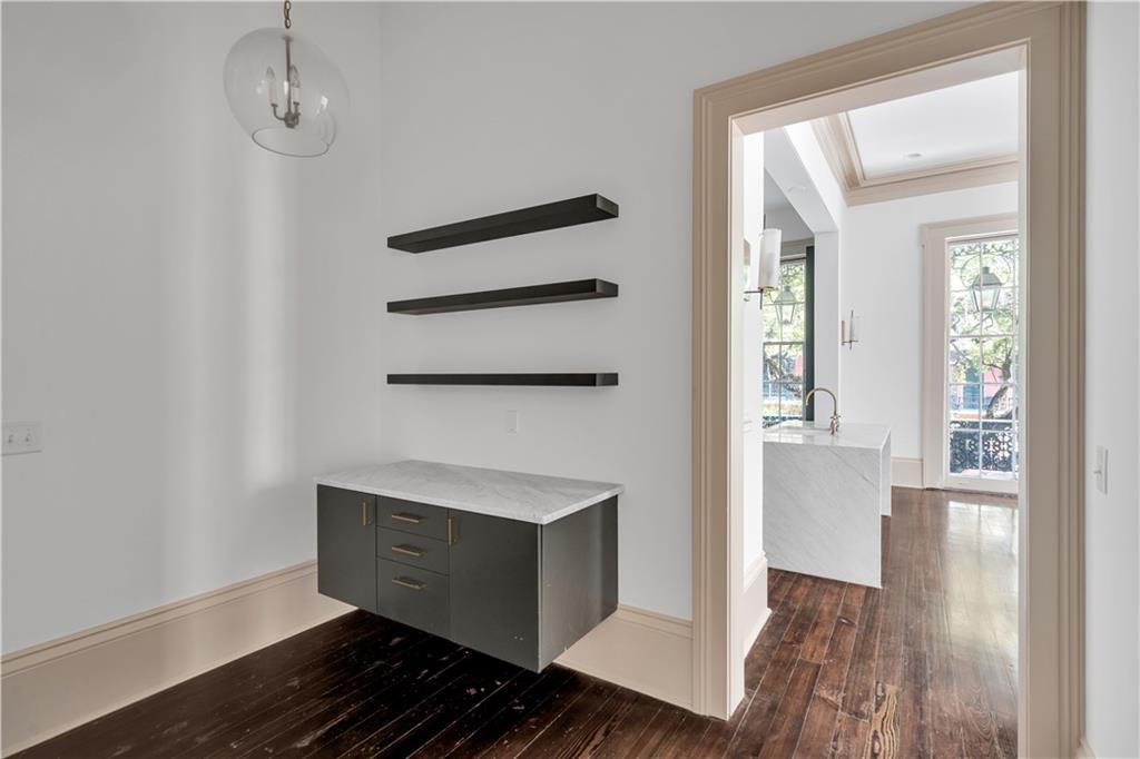 628 ESPLANADE Avenue A2