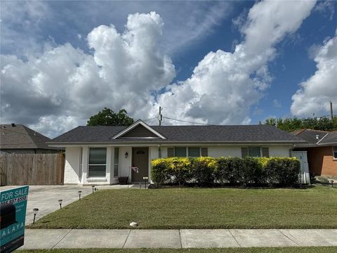 404 ALPACA Drive Arabi LA 70032