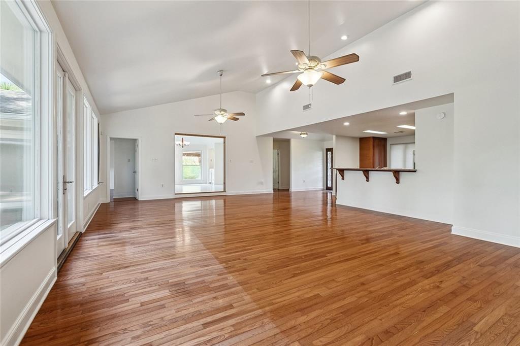 689 N BEAU CHENE Drive