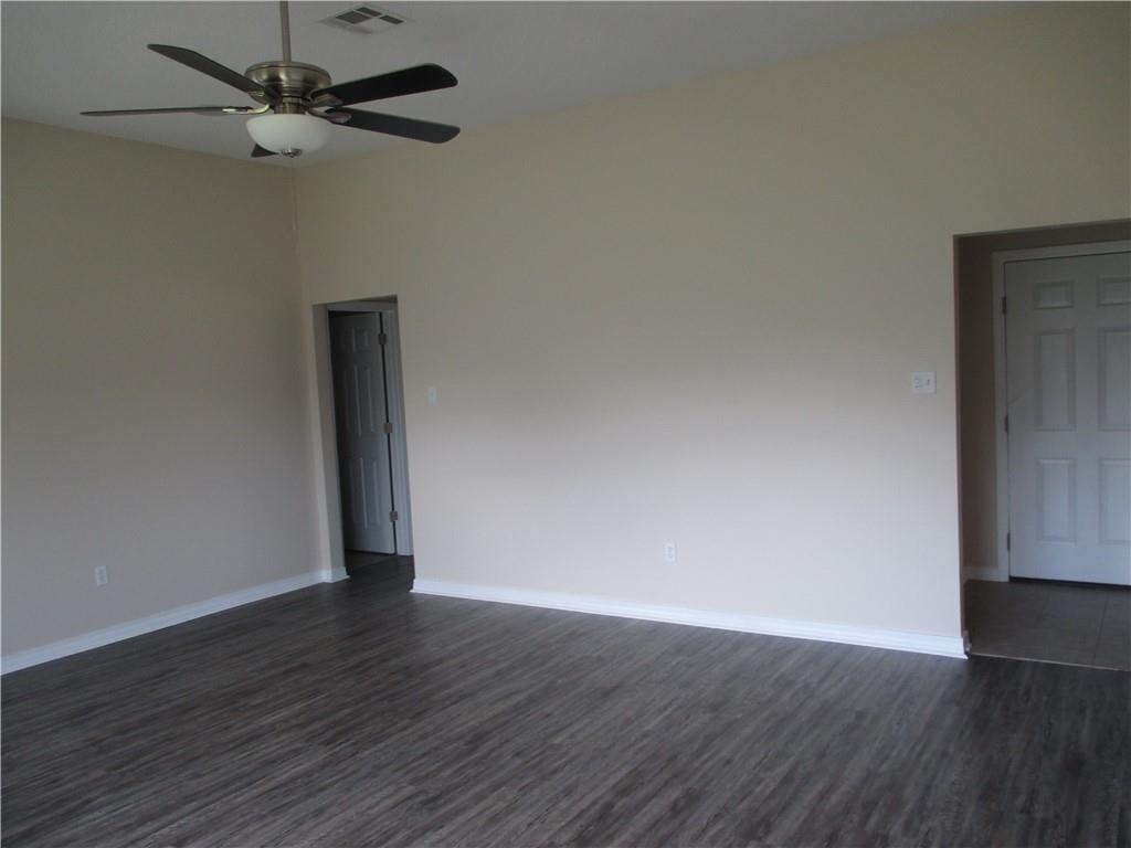 121 COTTAGE GROVE