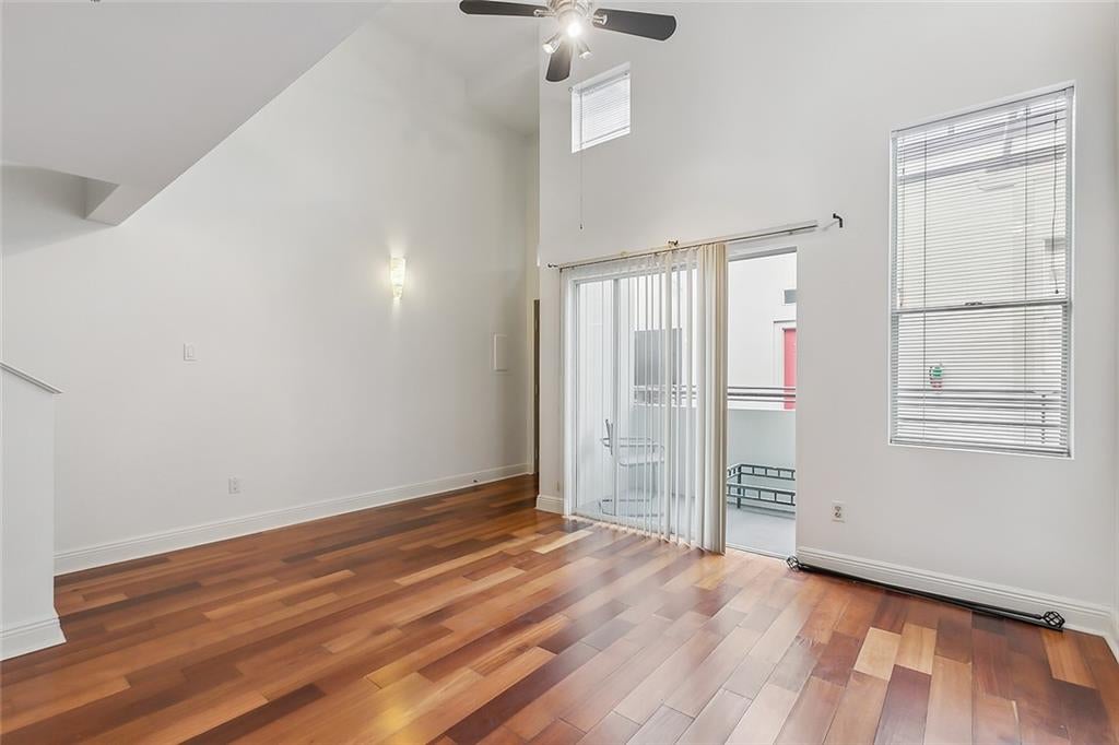 700 COMMERCE Street 311