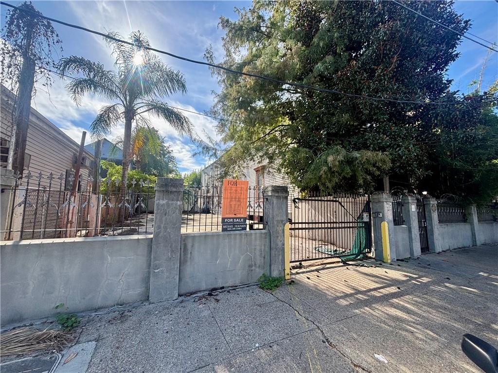 1426 N RAMPART Street