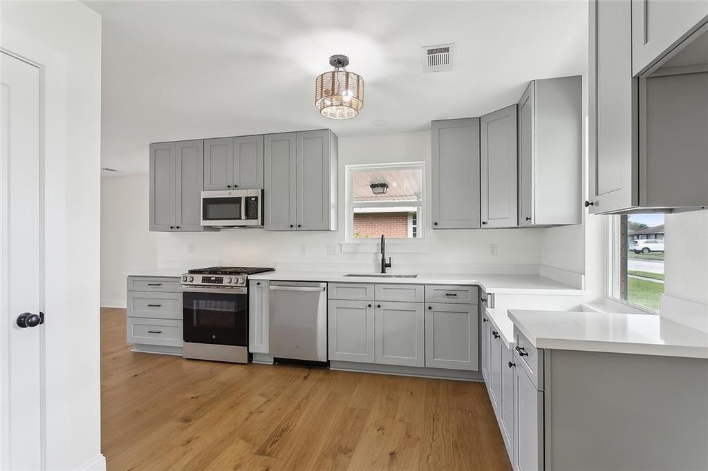 2104 EDGAR Drive