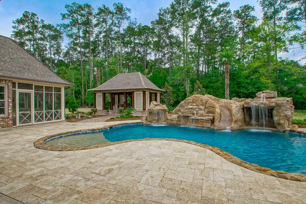 304 HERITAGE OAKS Drive