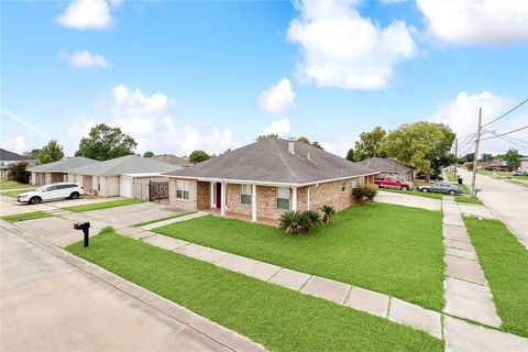 600 E JOSEPHINE Street Chalmette LA 70043