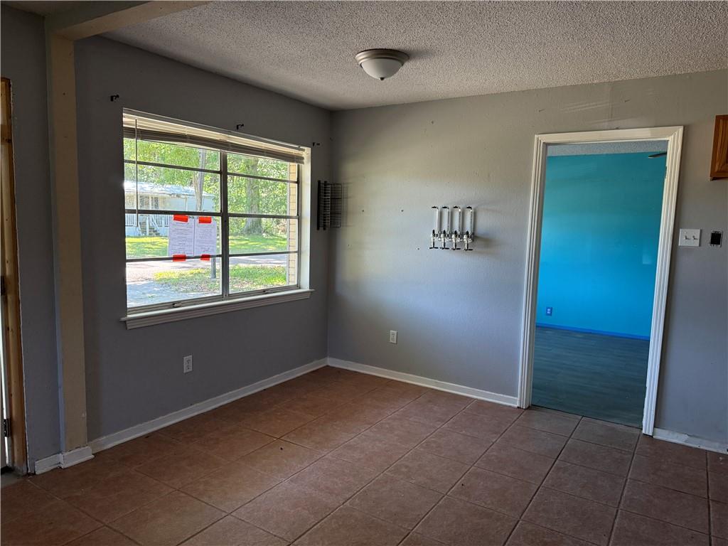 39449 MAGNOLIA Street