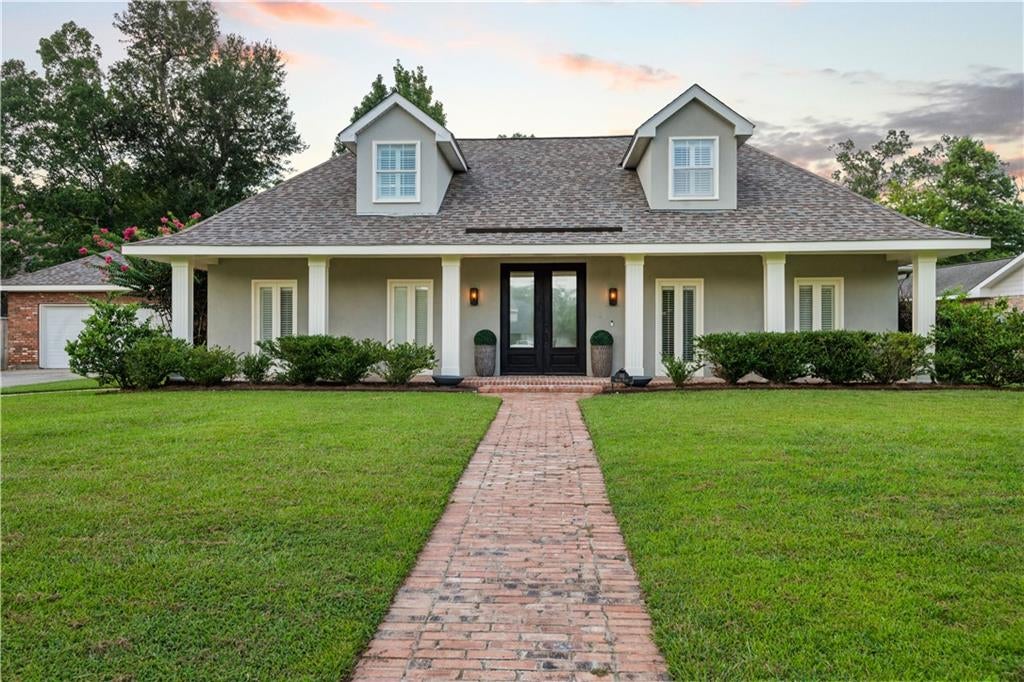 101 BAYOU PEREZ Drive