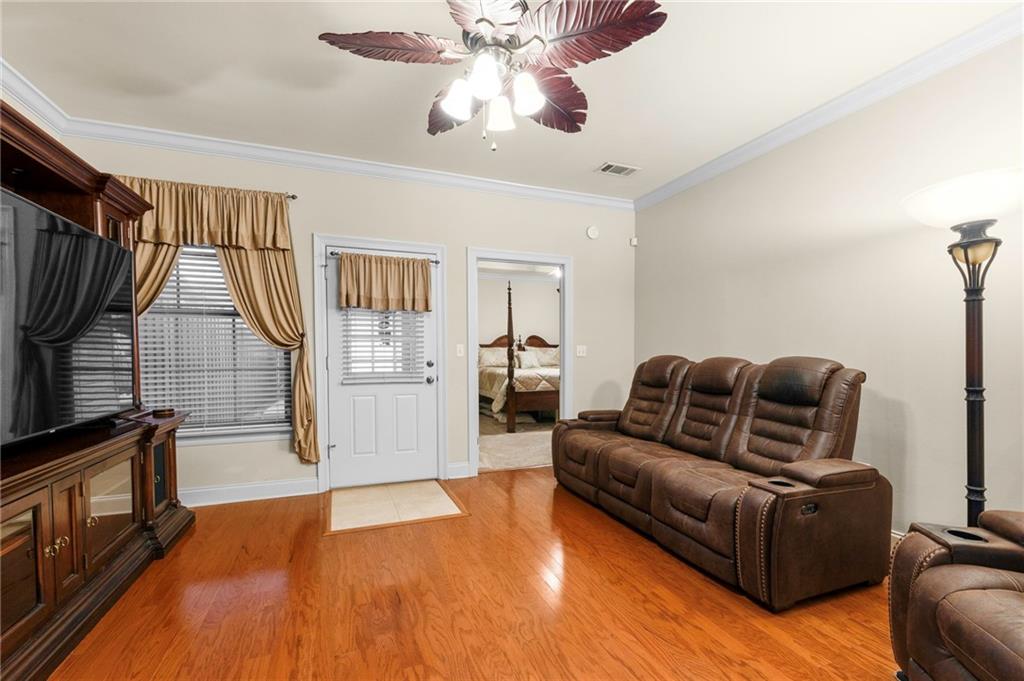 40145 TAYLOR Trail 503
