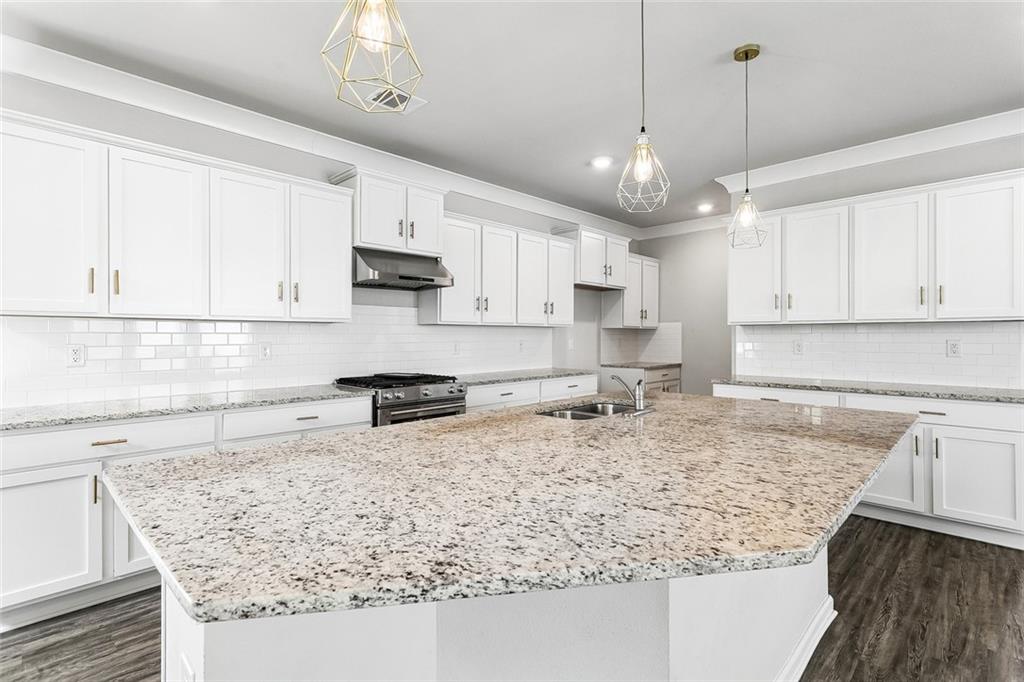 67736 RING NECK DOVE Drive