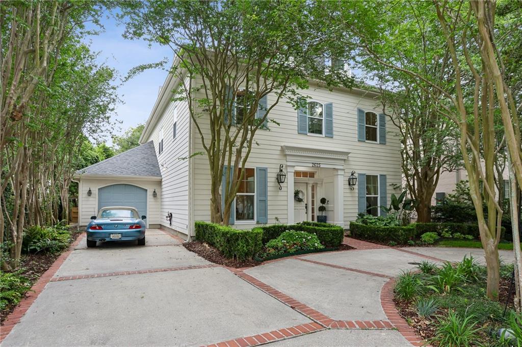 2625 LABARRE Lane