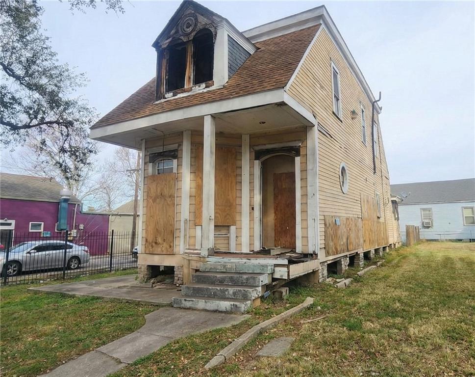 2139 ELYSIAN FIELDS Avenue