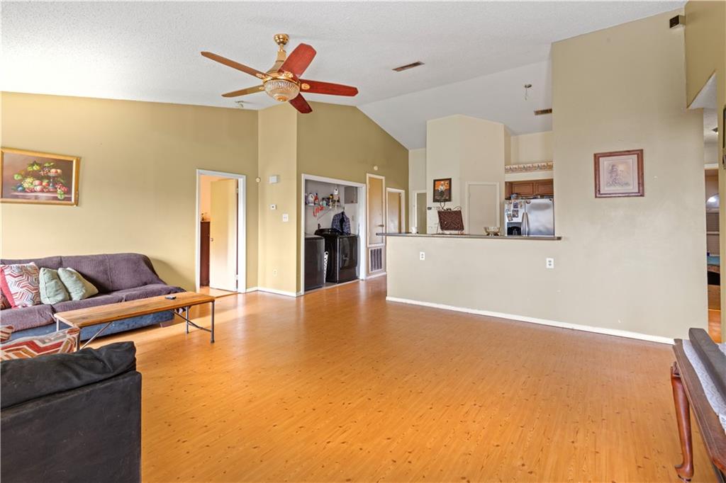 1133 SANTA MARIA Drive
