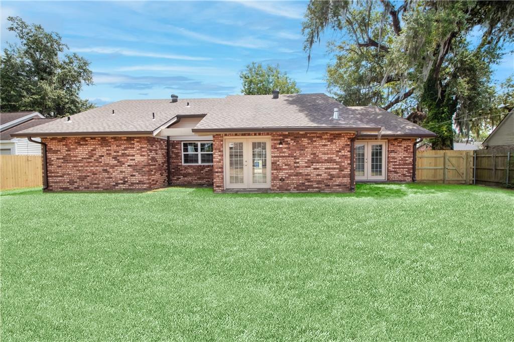 104 BOCAGE Drive