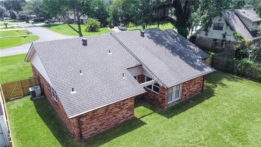 104 BOCAGE Drive