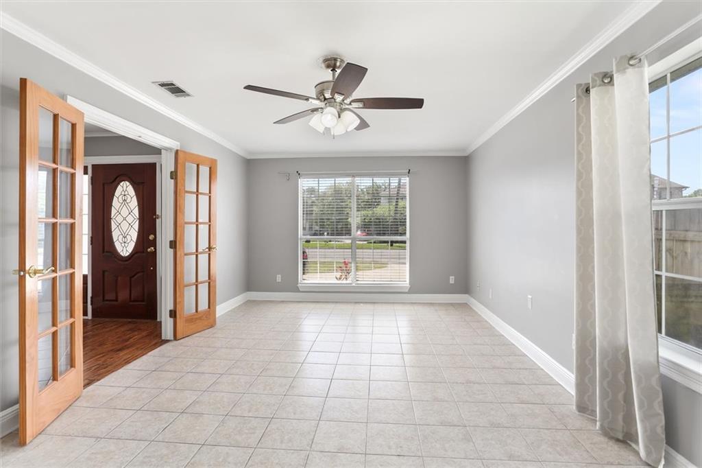 5025 SAINT BERNARD Avenue