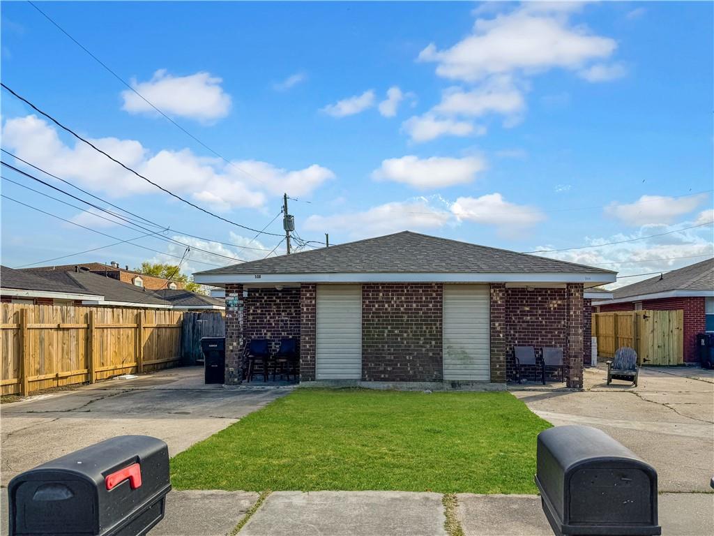 504 DUBARRY Place