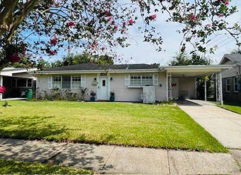 153 COVENTRY Court River Ridge LA 70123