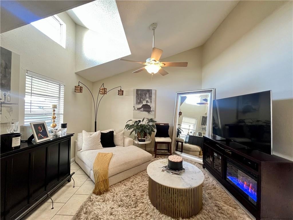 2330 EDENBORN Avenue 326
