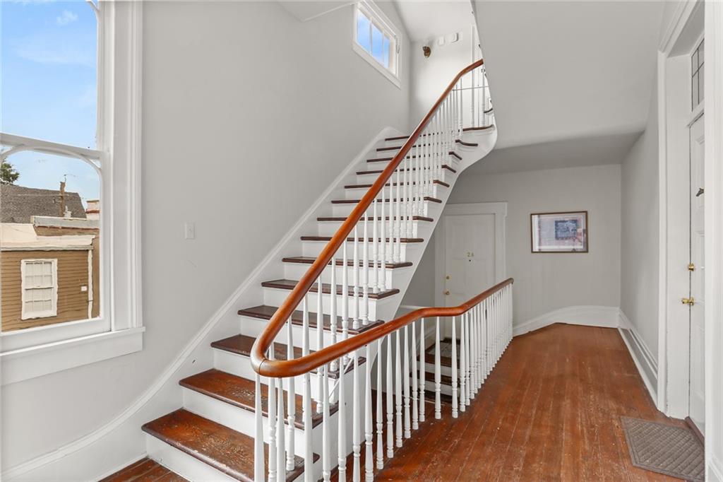 3206 SAINT CHARLES Avenue