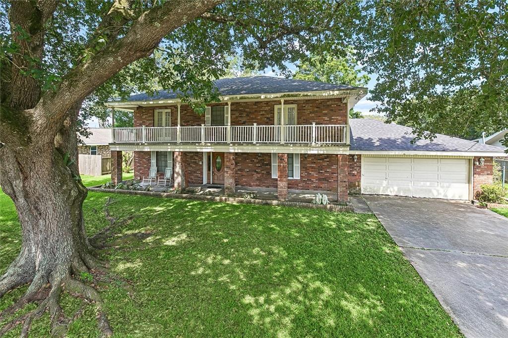 412 OAK Lane