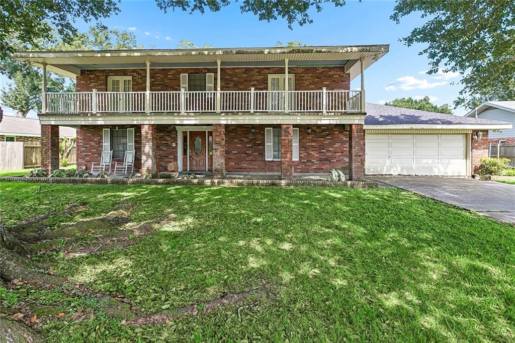 412 OAK Lane
