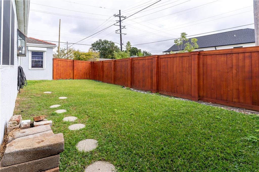 New Orleans, Louisiana 70118, United States, ,1 BathroomBathrooms,Residential,Pending,59019