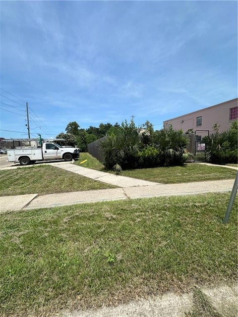 Featured picture for the property 2461427