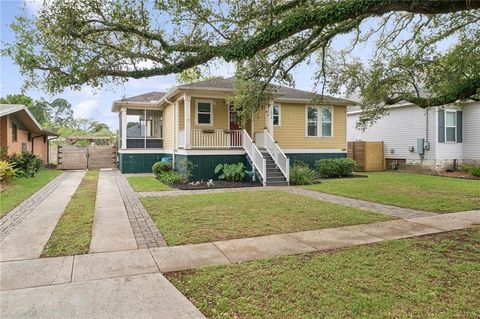 1316 RIVIERA Avenue New Orleans LA 70122