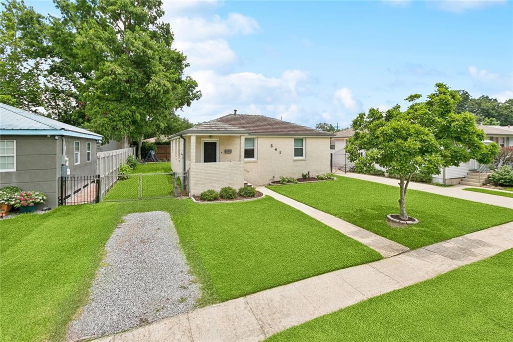 541 GELPI Avenue