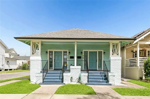 431 & 429 S GENOIS Street New Orleans LA 70119