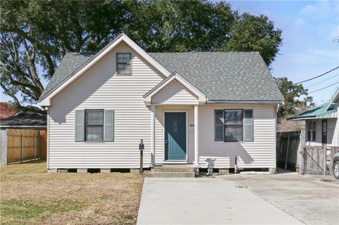 546 AVENUE G Westwego LA 70094