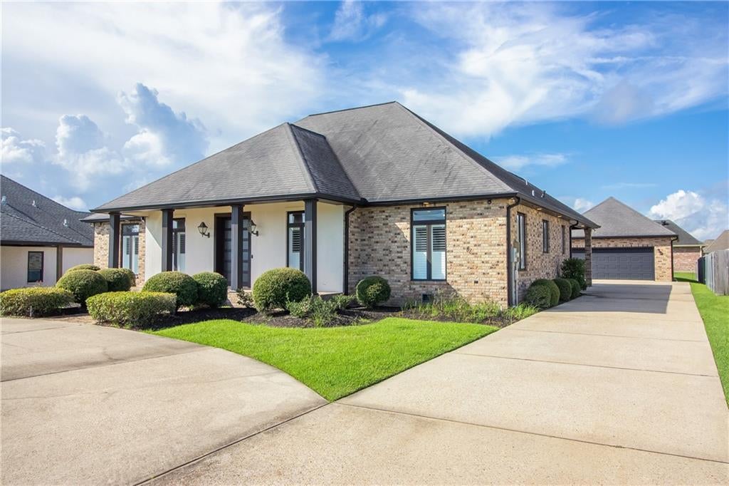 129 OAK RIDGE Drive