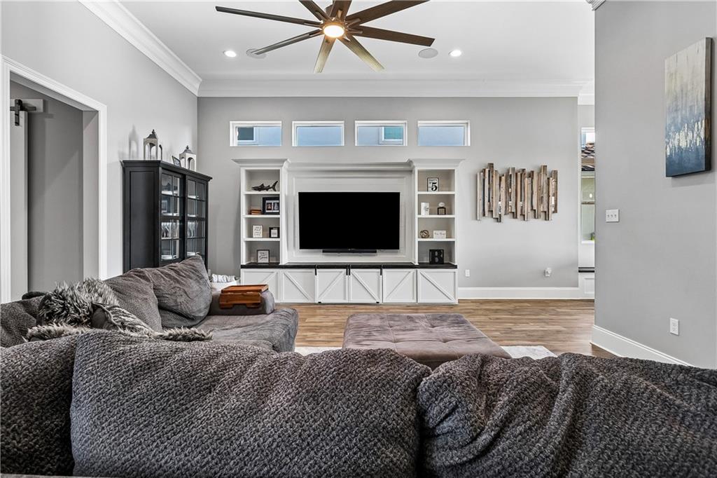 3012 MARINA VILLA N Boulevard