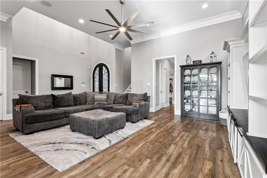 3012 MARINA VILLA N Boulevard