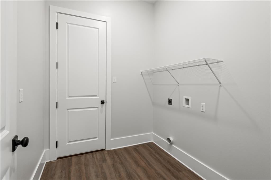 Folsom, Louisiana 70437, United States, 4 Bedrooms Bedrooms, ,2 BathroomsBathrooms,Residential,Pending,28482