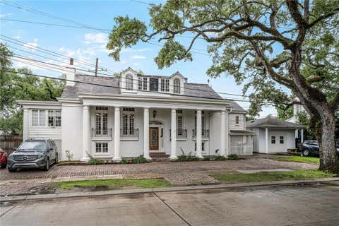 Photo of 2925 PALMER Avenue, New Orleans, LA 70118 (MLS # 2560491)