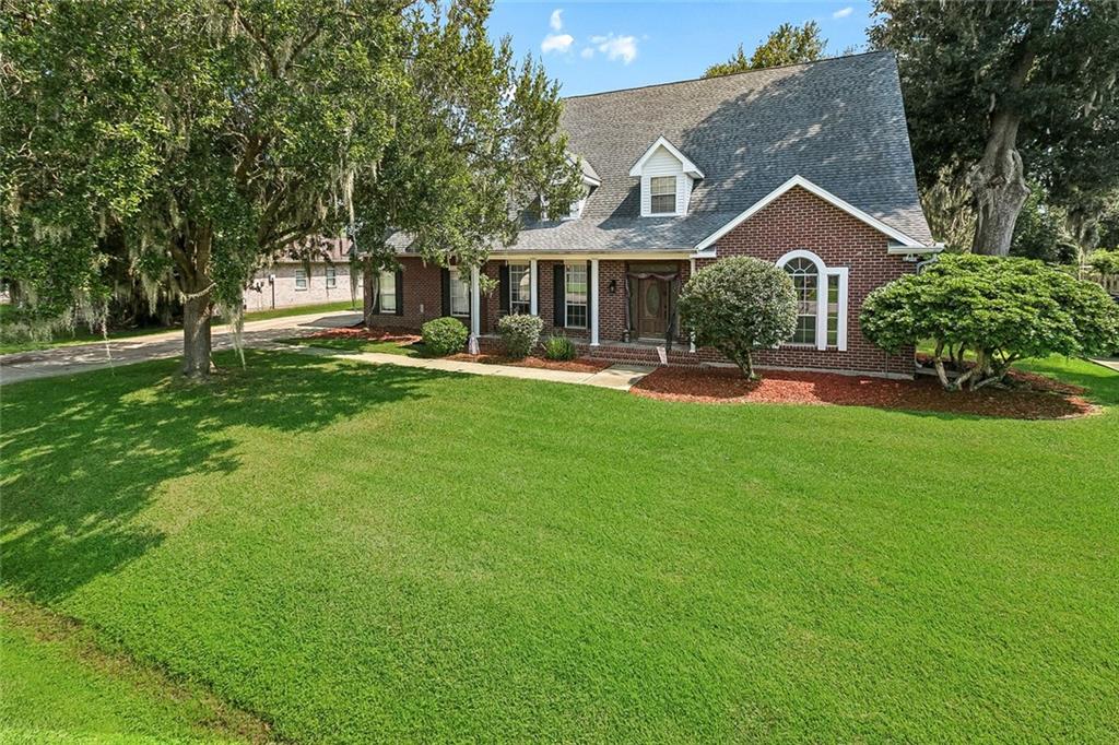 147 COTTAGE Drive