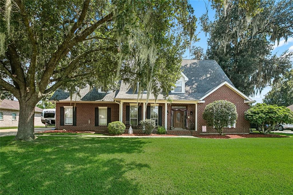 147 COTTAGE Drive