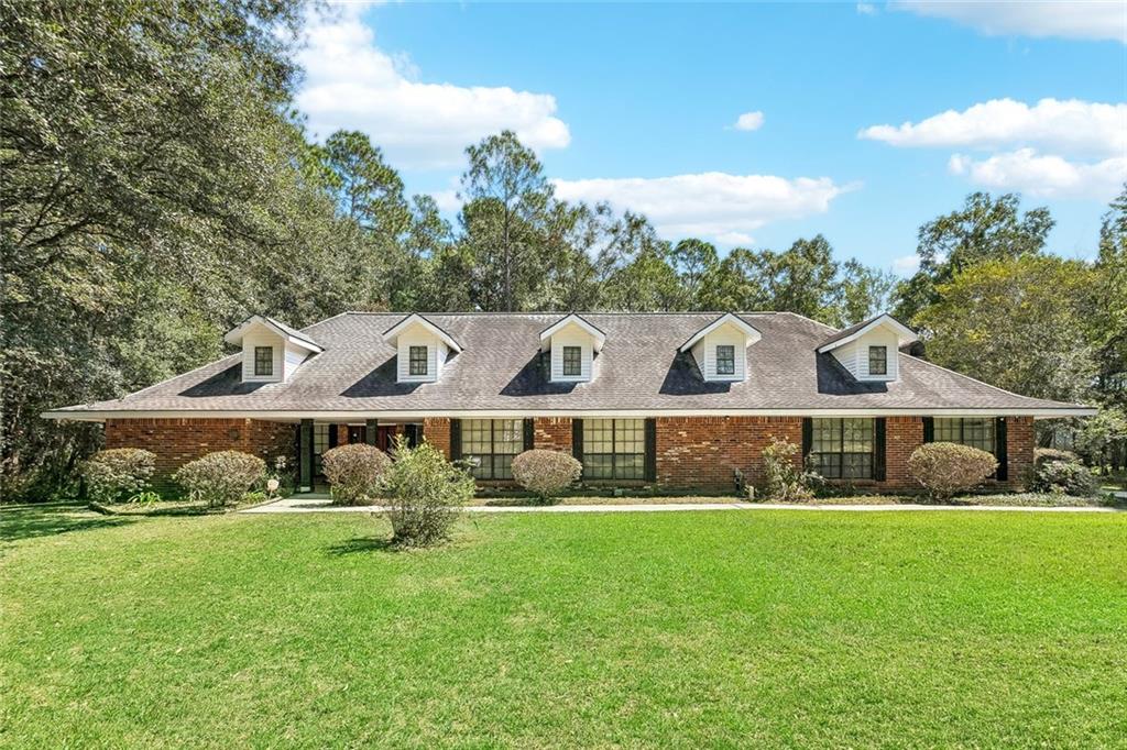 102 QUAIL Street