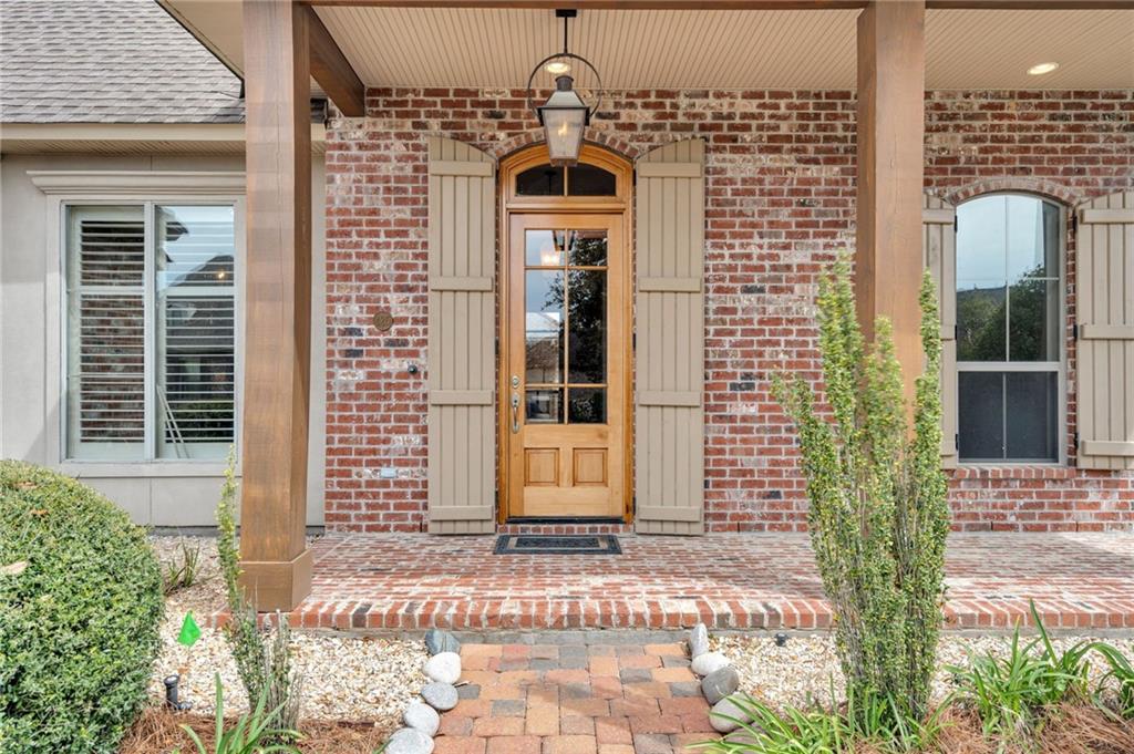 420 N CORNICHE DU LAC Street