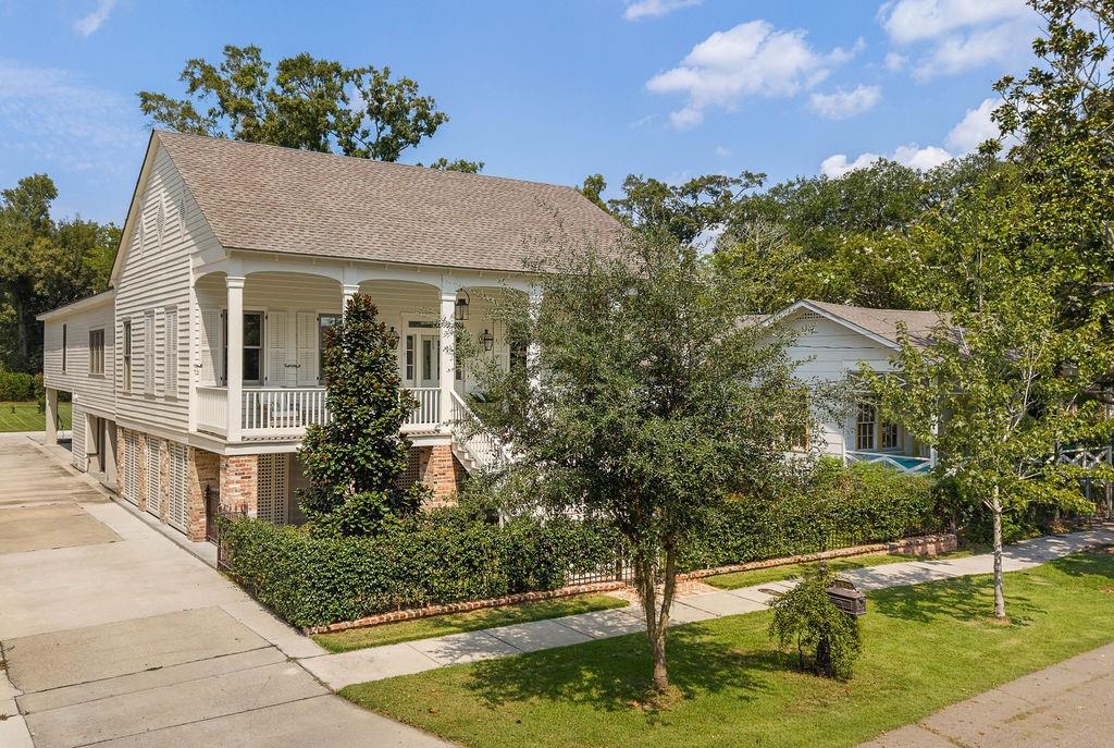 1929 CLAIBORNE Street