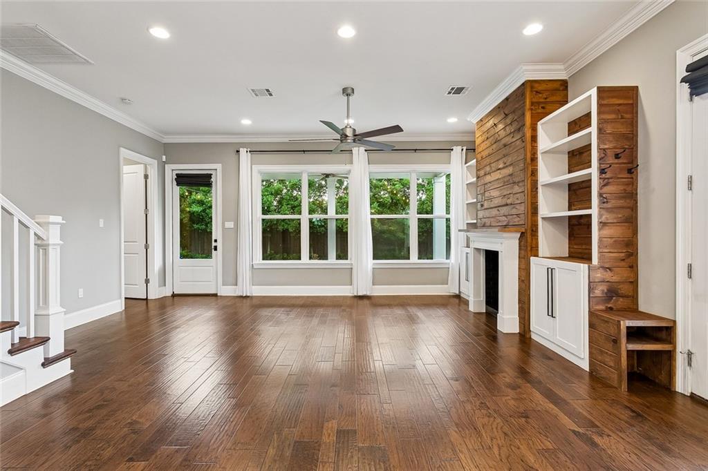 10 MAGNOLIA Place