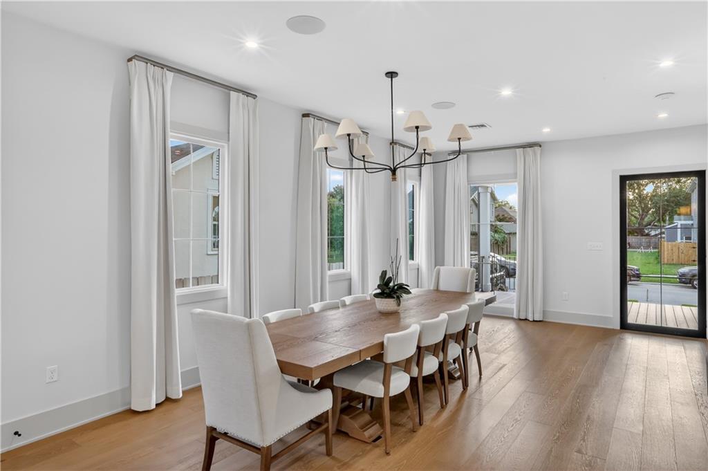 6371 LOUIS XIV Street